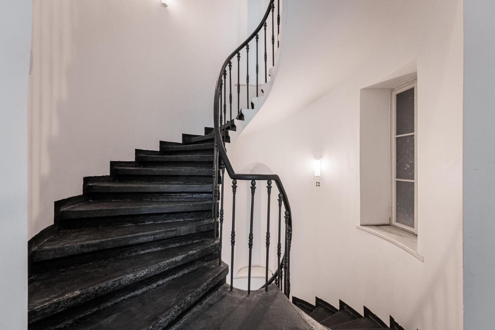 Old Town Square Apartment